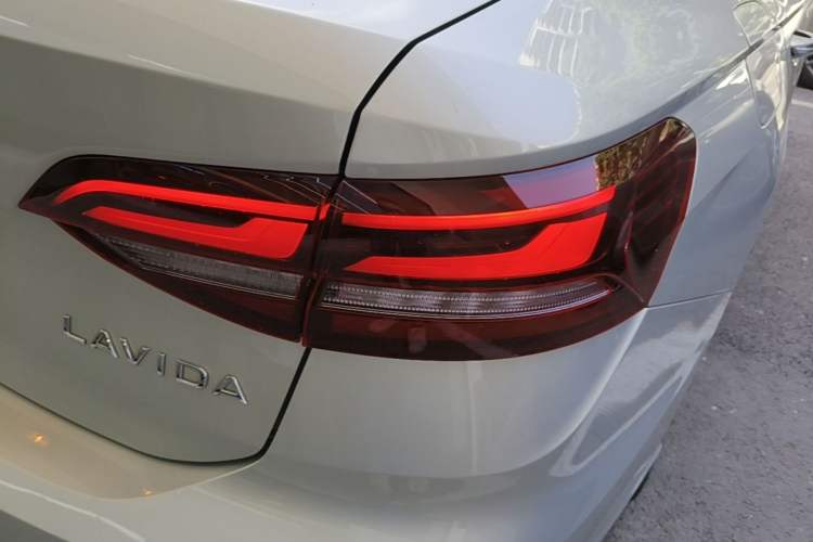 Used Volkswagen Lavida 2023 1.5L Automatic 5 Million Edition Right Rear Taillight
