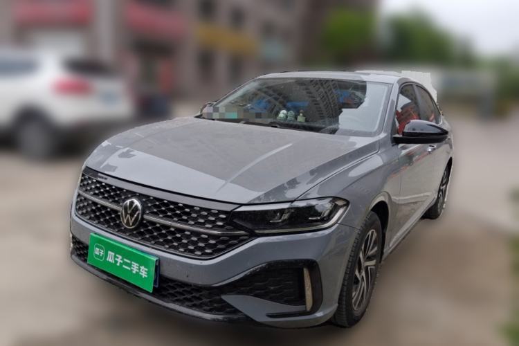 Used Volkswagen Lavida 2023 280TSI DSG Starry Sky Deluxe Edition Guazi used car, China used car export, Used car for sale, Used  cars, Cheapest cars for sale