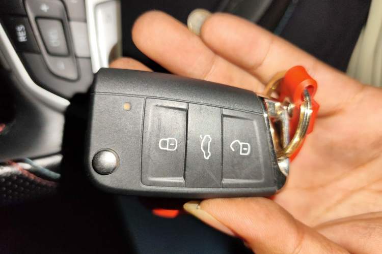 Used Volkswagen Lavida 2023 1.5L Automatic Full-Comfort Edition Vehicle Key