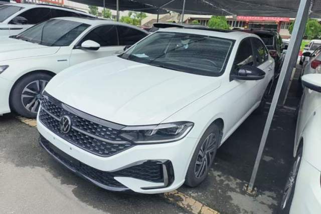 Volkswagen Lavida 2023 300TSI DSG Starry Full-Comfort Edition usado