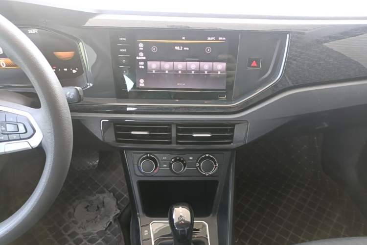 Used Volkswagen Lavida 2023 New Rui 1.5L Automatic New Yi Edition Audio And AC Panel