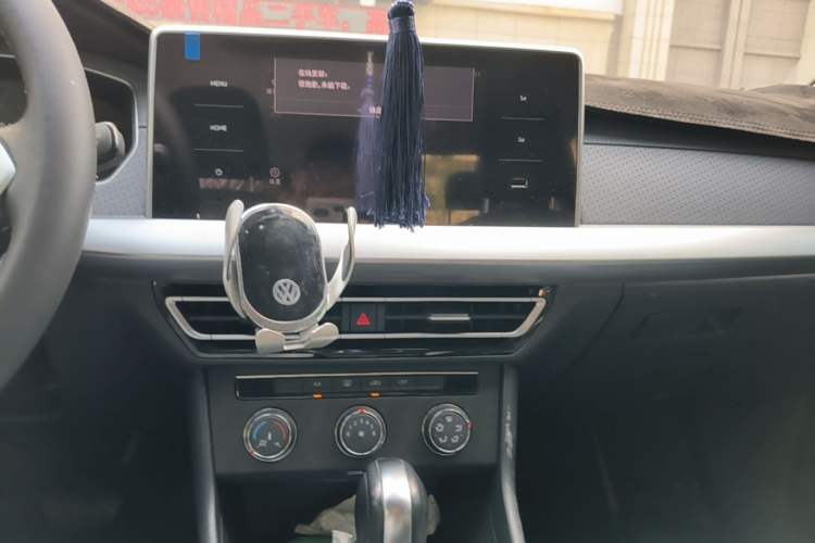 Used Volkswagen Lavida 2023 280TSI DSG Full-Comfort Edition Audio And AC Panel