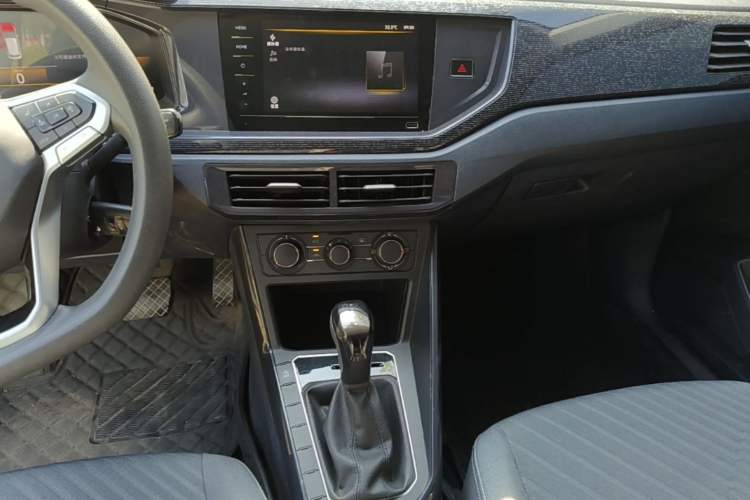 Used Volkswagen Lavida 2023 New Rui 1.5L Automatic New Yi Edition Audio And AC Panel