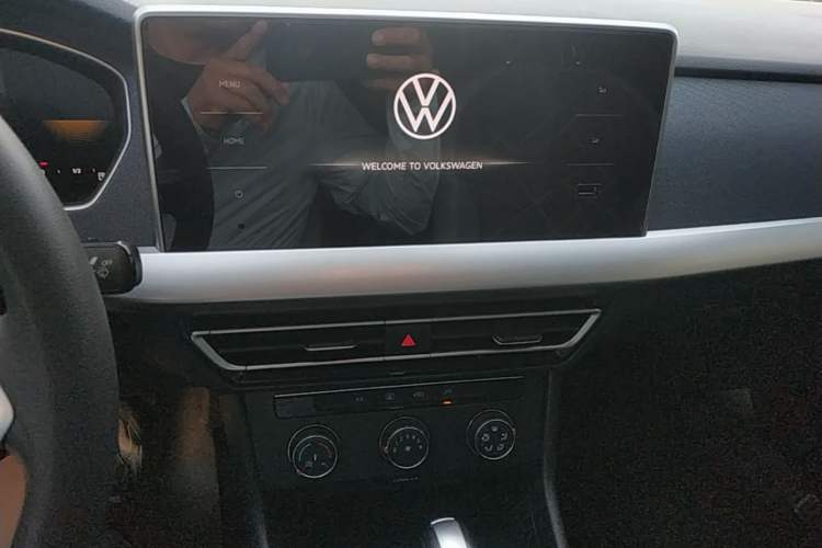 Used Volkswagen Lavida 2023 Revised 1.5L Automatic DeYi Edition Audio And AC Panel