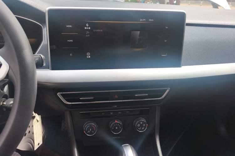 Used Volkswagen Lavida 2023 Revised 1.5L Automatic DeYi Edition Audio And AC Panel