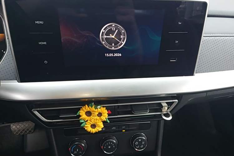 Used Volkswagen Lavida 2023 280TSI DSG Full-Comfort Edition Audio And AC Panel