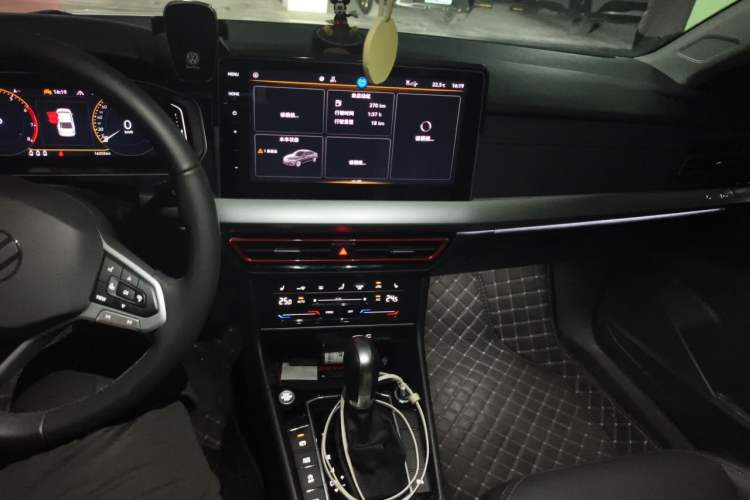 Used Volkswagen Lavida 2023 300TSI DSG Starry Sky Leading Edition Audio And AC Panel