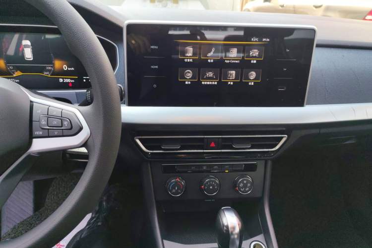 Used Volkswagen Lavida 2023 1.5L Automatic De Yi Edition Audio And AC Panel
