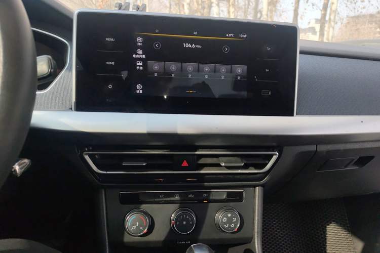 Used Volkswagen Lavida 2023 Revised 1.5L Automatic DeYi Edition Audio And AC Panel