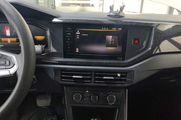 Used Volkswagen Lavida 2023 New Sharp 1.5L Automatic Excellent New Edition Audio And AC Panel
