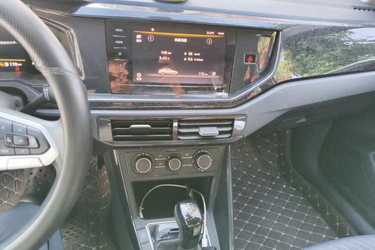 Used Volkswagen Lavida 2023 New Rui 1.5L Automatic New Yi Edition Audio And AC Panel