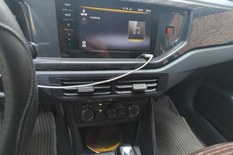 Used Volkswagen Lavida 2023 New Sharp 1.5L Automatic Excellent New Edition Audio And AC Panel