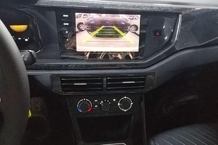 Used Volkswagen Lavida 2023 New Sharp 1.5L Automatic Excellent New Edition Audio And AC Panel