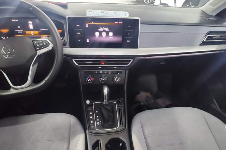 Used Volkswagen Lavida 2023 300TSI DSG Full-Comfort Edition Audio And AC Panel