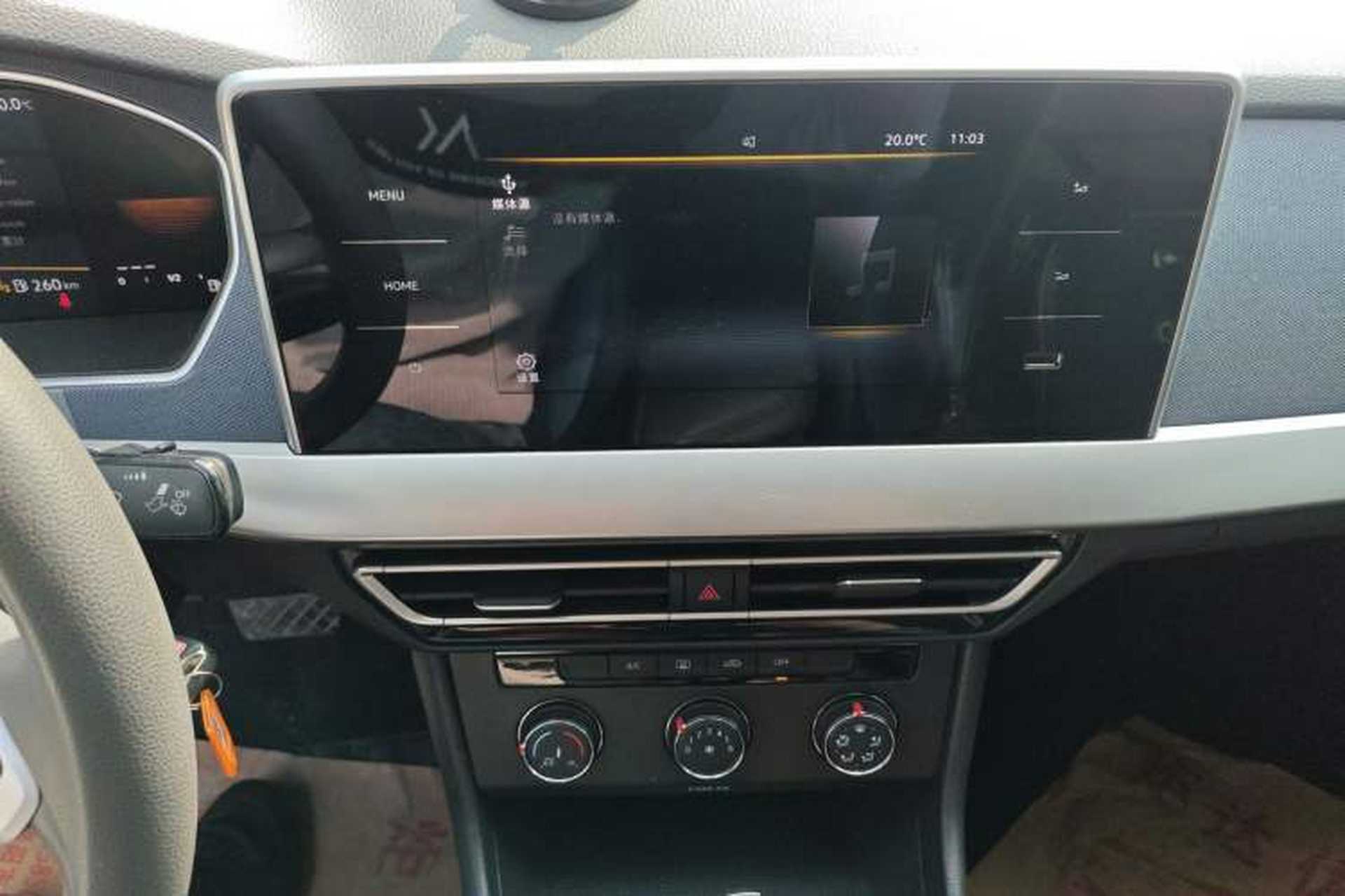 Used Volkswagen Lavida 2023 Revised 1.5L Automatic DeYi Edition Audio And AC Panel