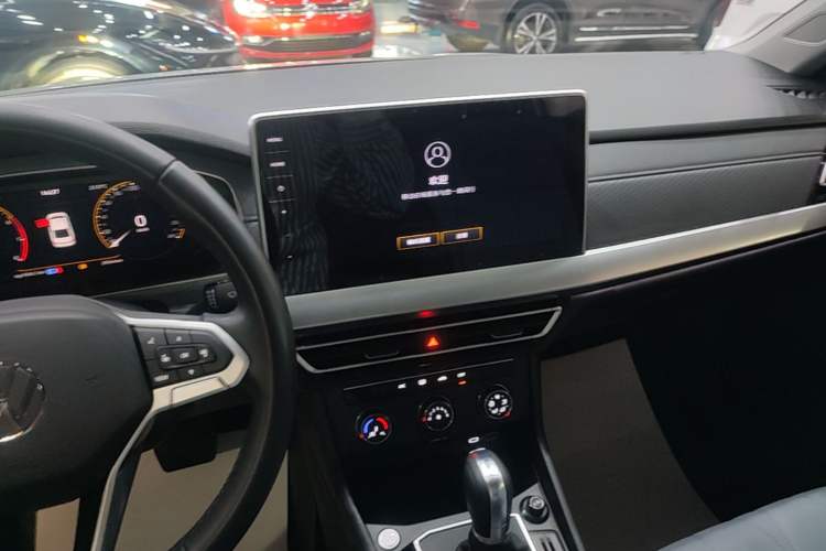 Used Volkswagen Lavida 2023 1.5L Automatic 5 Million Edition Audio And AC Panel