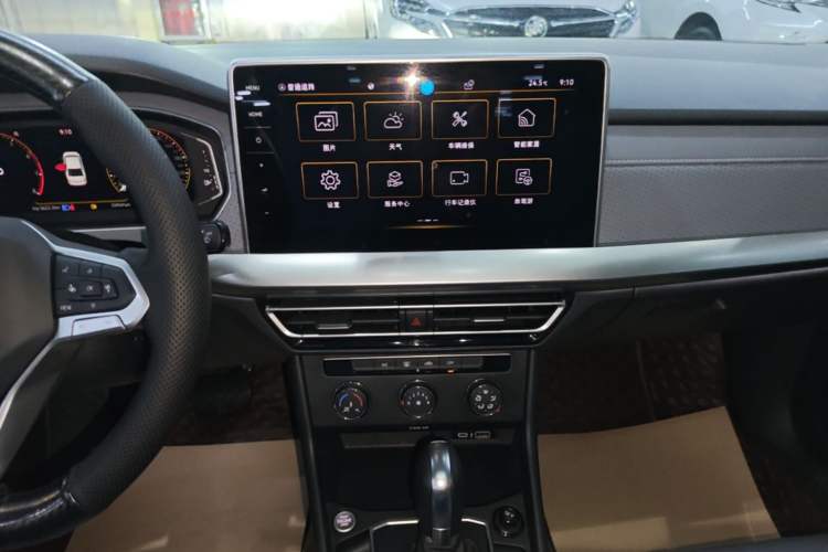 Used Volkswagen Lavida 2023 1.5L Automatic Starry Sky 5 Million Edition Audio And AC Panel