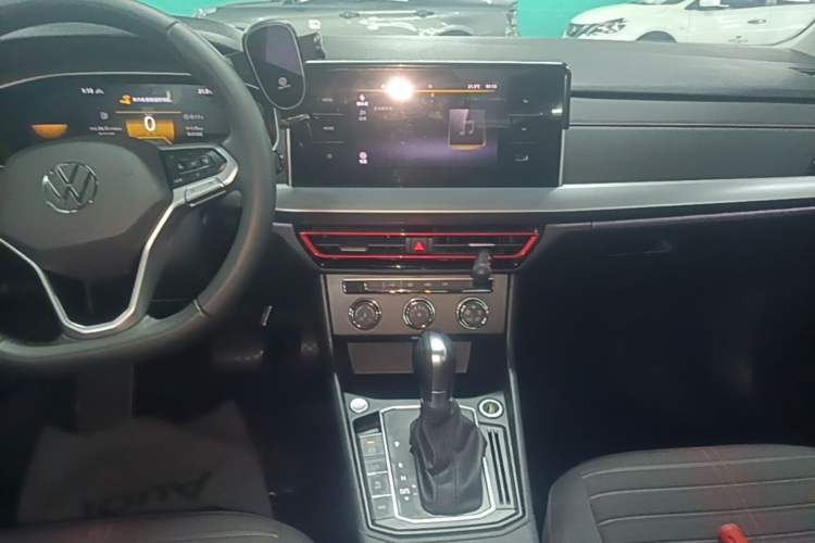 Used Volkswagen Lavida 2023 280TSI DSG Starry Sky Deluxe Edition Audio And AC Panel