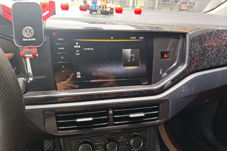 Used Volkswagen Lavida 2023 New Sharp 1.5L Automatic Excellent New Edition Audio And AC Panel