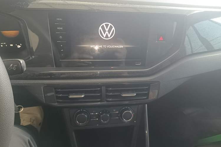 Used Volkswagen Lavida 2023 New Rui 1.5L Automatic New Yi Edition Audio And AC Panel