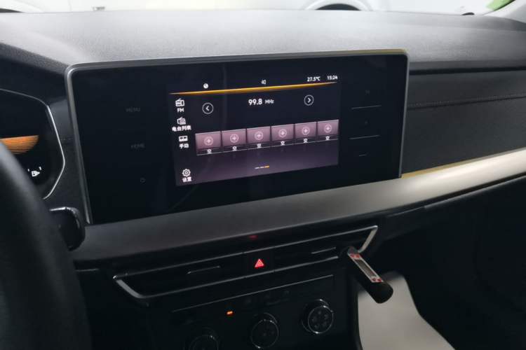 Used Volkswagen Lavida 2023 300TSI DSG Full-Comfort Edition Audio And AC Panel