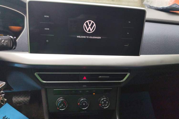 Used Volkswagen Lavida 2023 1.5L Automatic De Yi Edition Audio And AC Panel