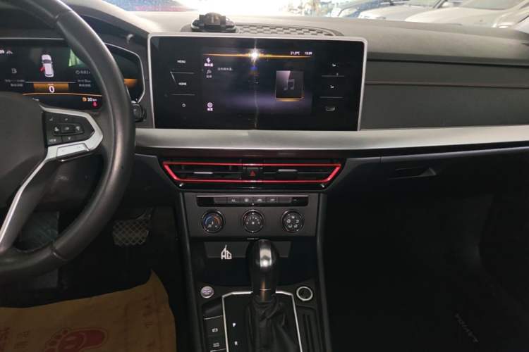 Used Volkswagen Lavida 2023 200TSI DSG Starry Full-Comfort Edition Audio And AC Panel