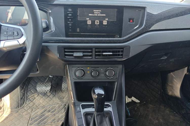 Used Volkswagen Lavida 2023 New Rui 1.5L Automatic New Yi Edition Audio And AC Panel