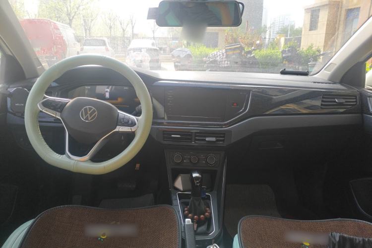 Used Volkswagen Lavida 2023 New Rui 1.5L Automatic New Yi Edition Center Console