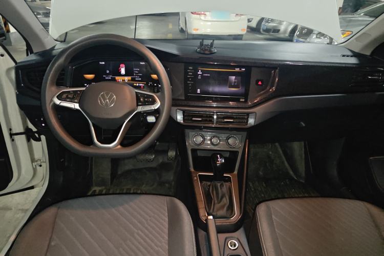 Used Volkswagen Lavida 2023 New Sharp 1.5L Automatic Excellent New Edition Center Console