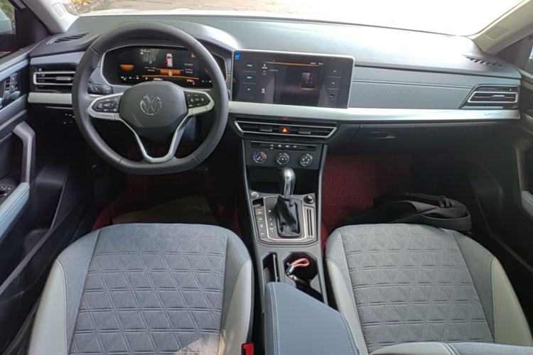 Used Volkswagen Lavida 2023 280TSI DSG Full-Comfort Edition Center Console