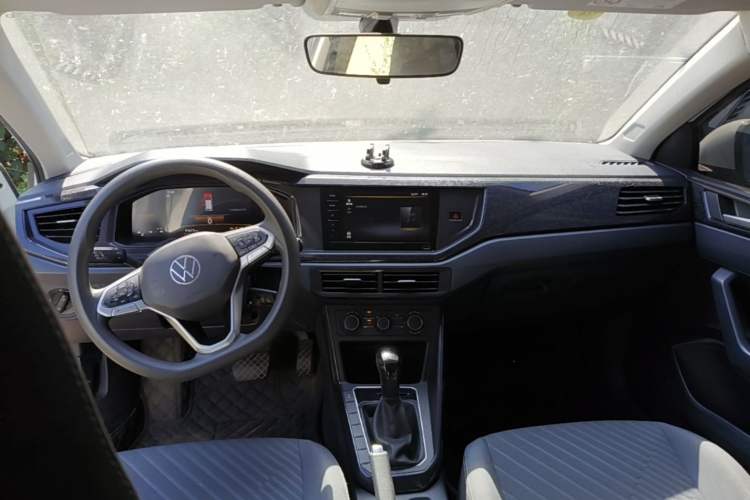 Used Volkswagen Lavida 2023 New Rui 1.5L Automatic New Yi Edition Center Console