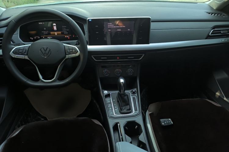 Used Volkswagen Lavida 2023 280TSI DSG Full-Comfort Edition Center Console