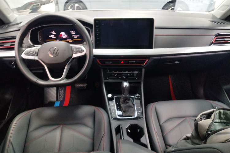 Used Volkswagen Lavida 2023 280TSI DSG Starry Sky Elegance Edition Center Console