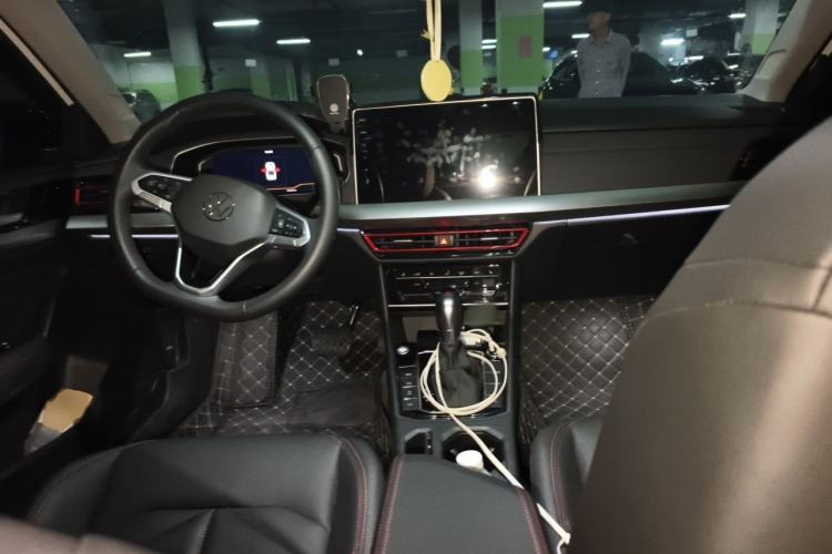 Used Volkswagen Lavida 2023 300TSI DSG Starry Sky Leading Edition Center Console