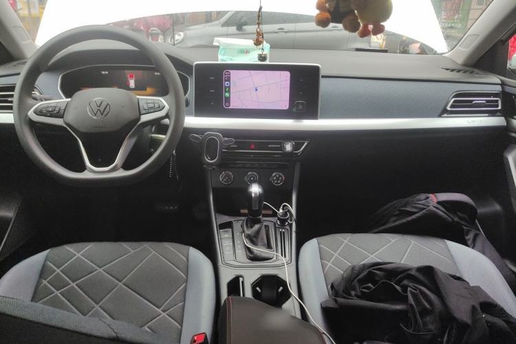Used Volkswagen Lavida 2023 1.5L Automatic De Yi Edition Center Console