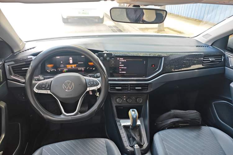 Used Volkswagen Lavida 2023 New Sharp 1.5L Automatic Excellent New Edition Center Console