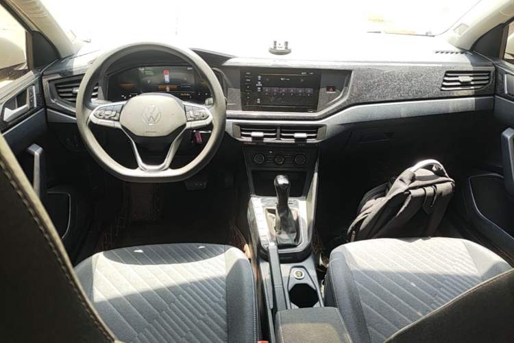 Used Volkswagen Lavida 2023 New Rui 1.5L Automatic New Yi Edition Center Console