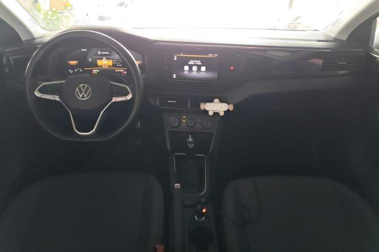 Used Volkswagen Lavida 2023 New Sharp 1.5L Automatic Excellent New Edition Center Console