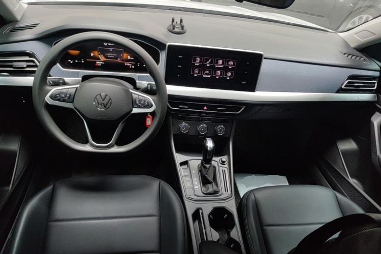 Used Volkswagen Lavida 2023 1.5L Automatic De Yi Edition Center Console