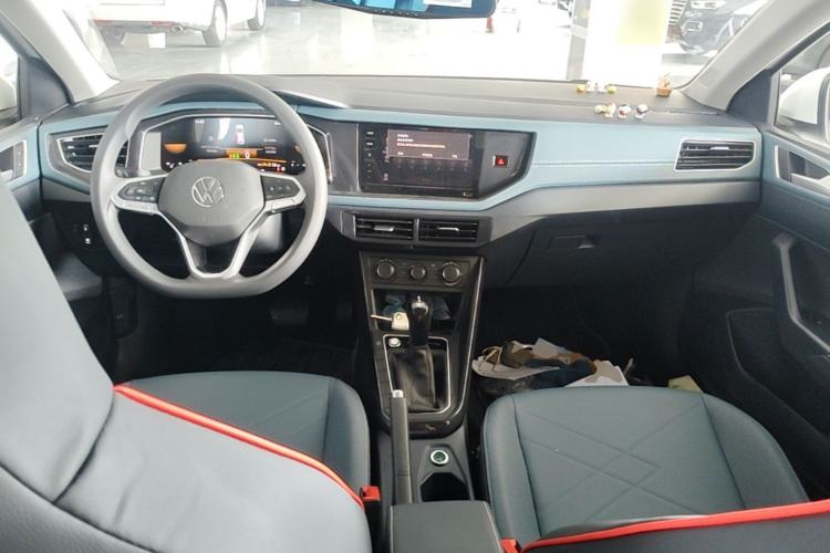 Used Volkswagen Lavida 2023 New Sharp 1.5L Automatic New Wish Edition Center Console