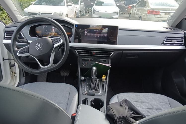 Used Volkswagen Lavida 2023 280TSI DSG Full-Comfort Edition Center Console