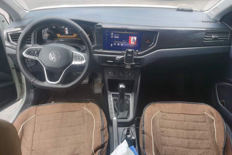 Used Volkswagen Lavida 2023 New Rui 1.5L Automatic New Yi Edition Center Console