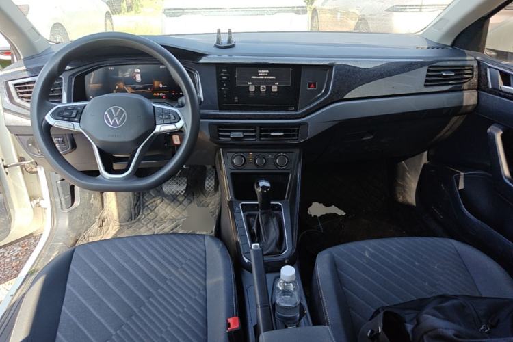 Used Volkswagen Lavida 2023 New Rui 1.5L Automatic New Yi Edition Center Console