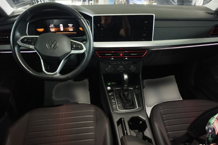Used Volkswagen Lavida 2023 300TSI DSG Starry Full-Comfort Edition Center Console