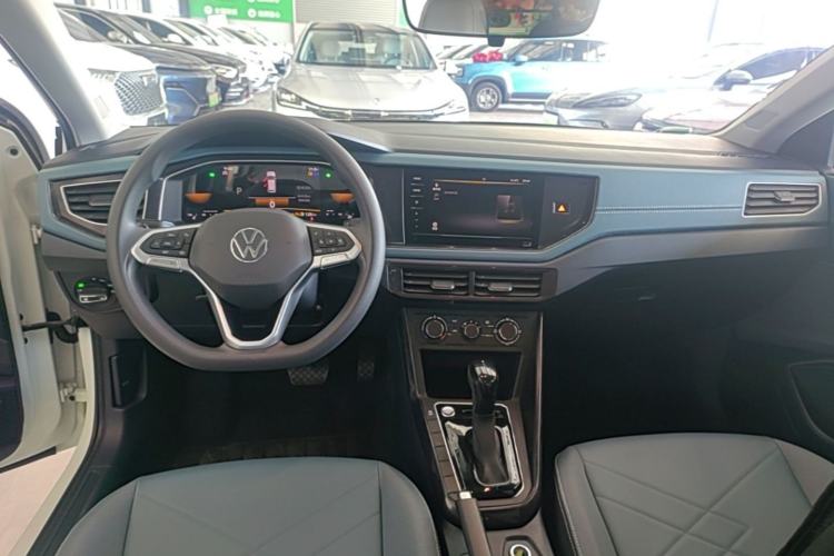 Used Volkswagen Lavida 2023 New Sharp 1.5L Automatic New Wish Edition Center Console