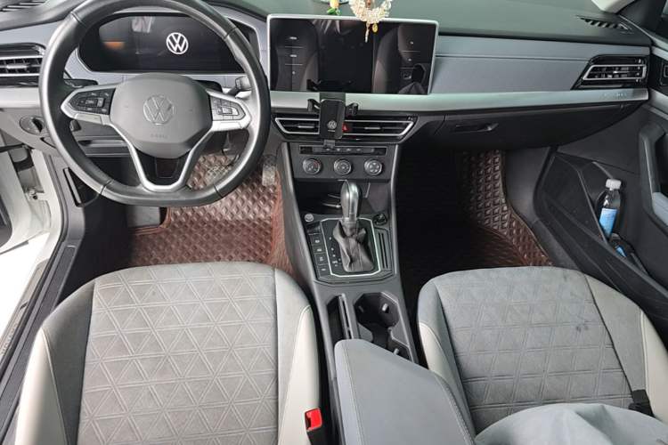 Used Volkswagen Lavida 2023 280TSI DSG Full-Comfort Edition Center Console