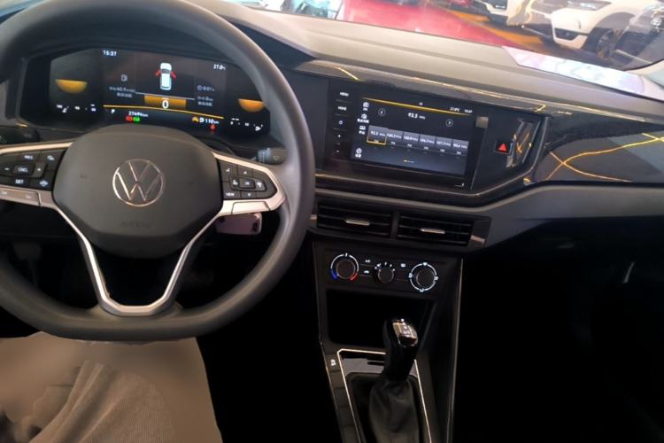 Used Volkswagen Lavida 2023 New Rui 1.5L Automatic New Yi Edition Center Console