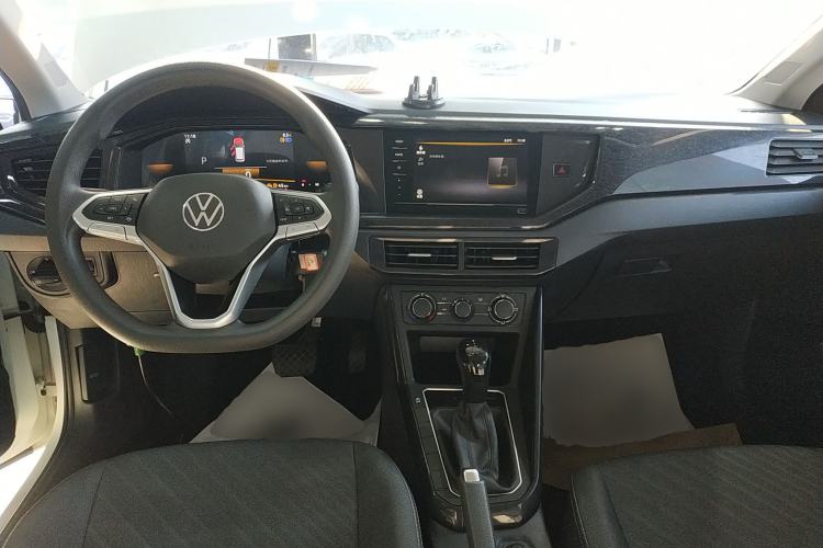 Used Volkswagen Lavida 2023 New Rui 1.5L Automatic New Yi Edition Center Console