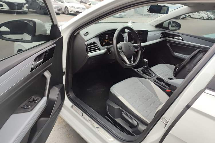 Used Volkswagen Lavida 2023 280TSI DSG Full-Comfort Edition Driver Seat